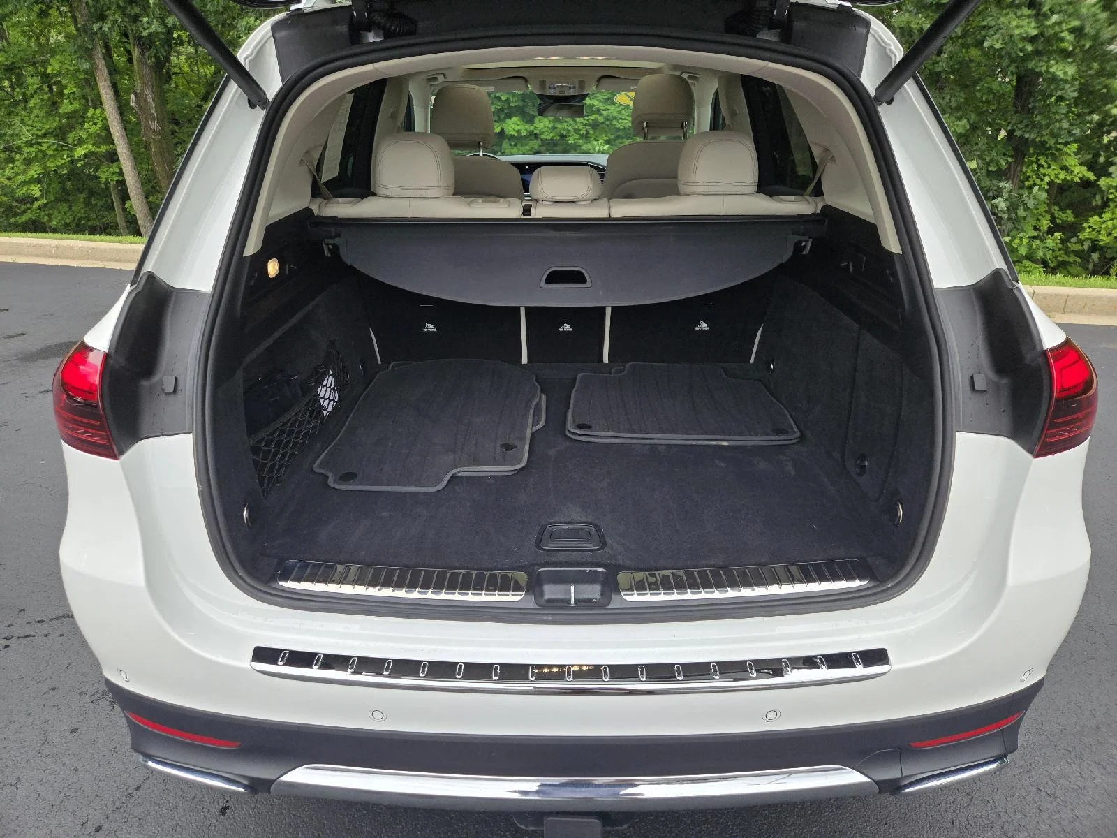 Used 2024 Polar White Mercedes-Benz GLE 450 image 9