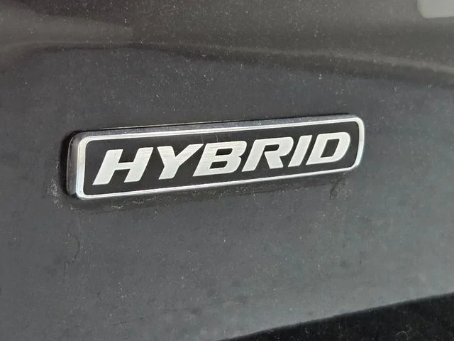 Used 2023 Black Ford Lariat image 9