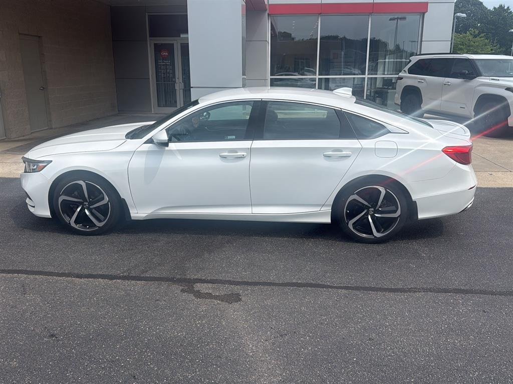 Used 2020 Platinum White Pearl Honda Sport image 1