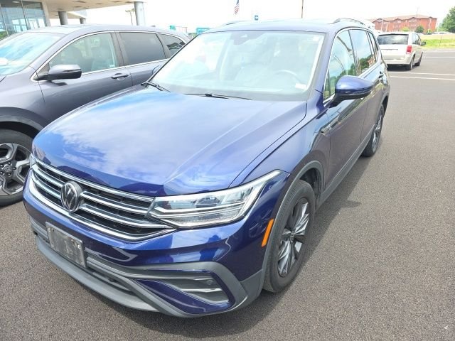 2022 Volkswagen Tiguan 2.0T SE's photo