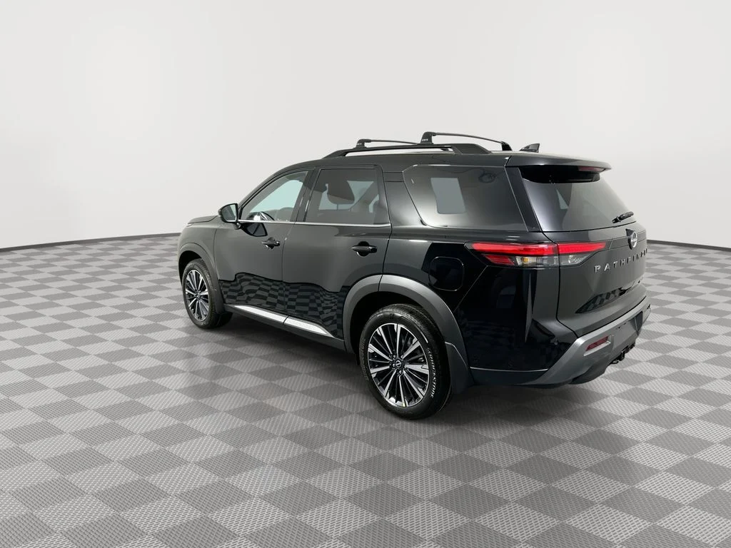 New 2026 Black Nissan Platinum image 6
