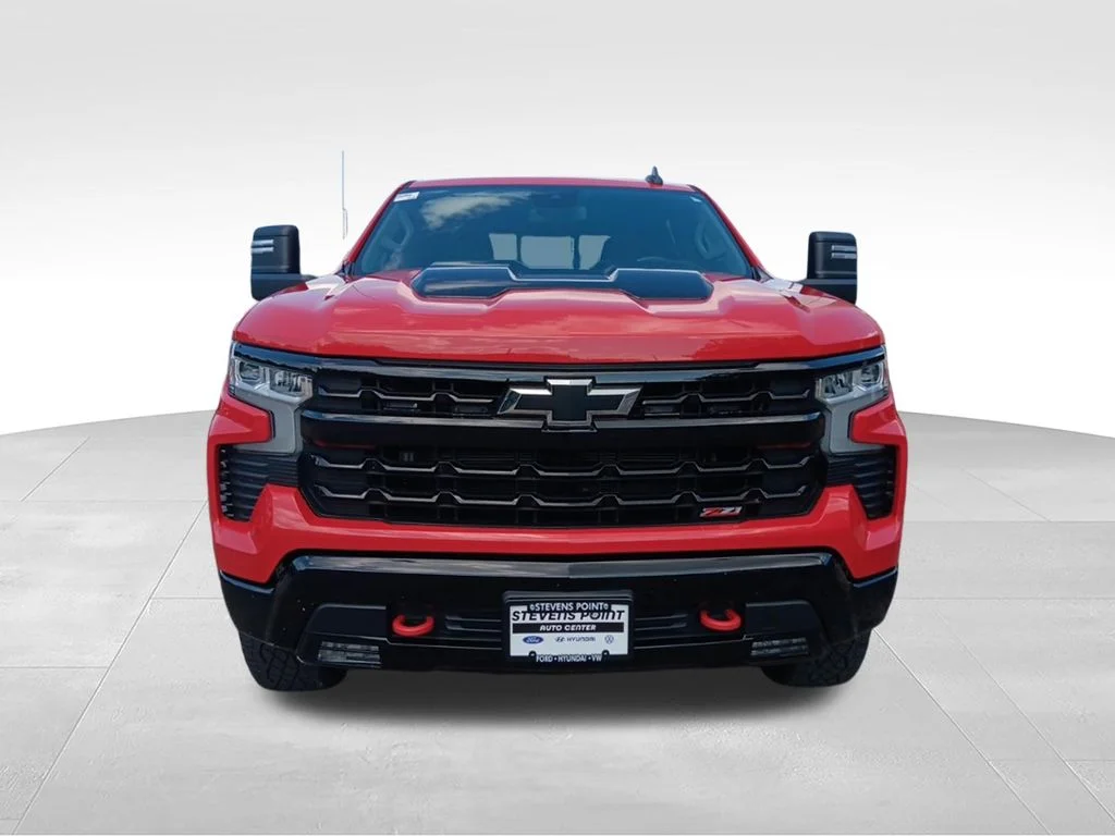 Used 2022 Red Hot Chevrolet LT Trail Boss image 10