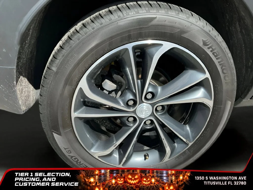 Used 2023 Ebony Twilight Metallic Buick Select image 33