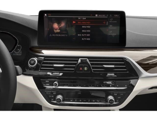 Used 2021 Glacier Silver Metallic BMW 530e image 13