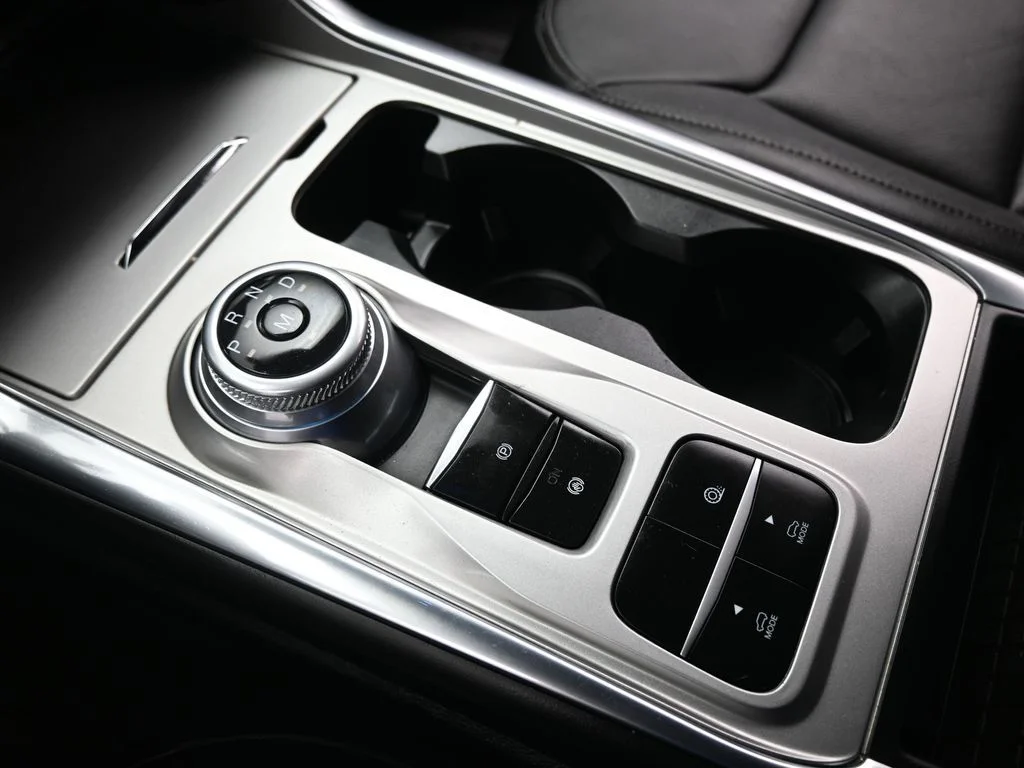 Certified Used 2020 White Ford Limited image 17