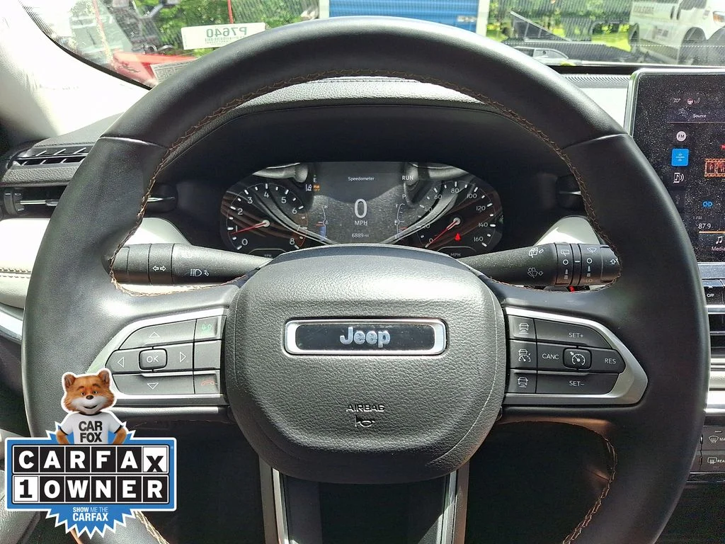Certified Used 2022 Silver Jeep Limited image 18