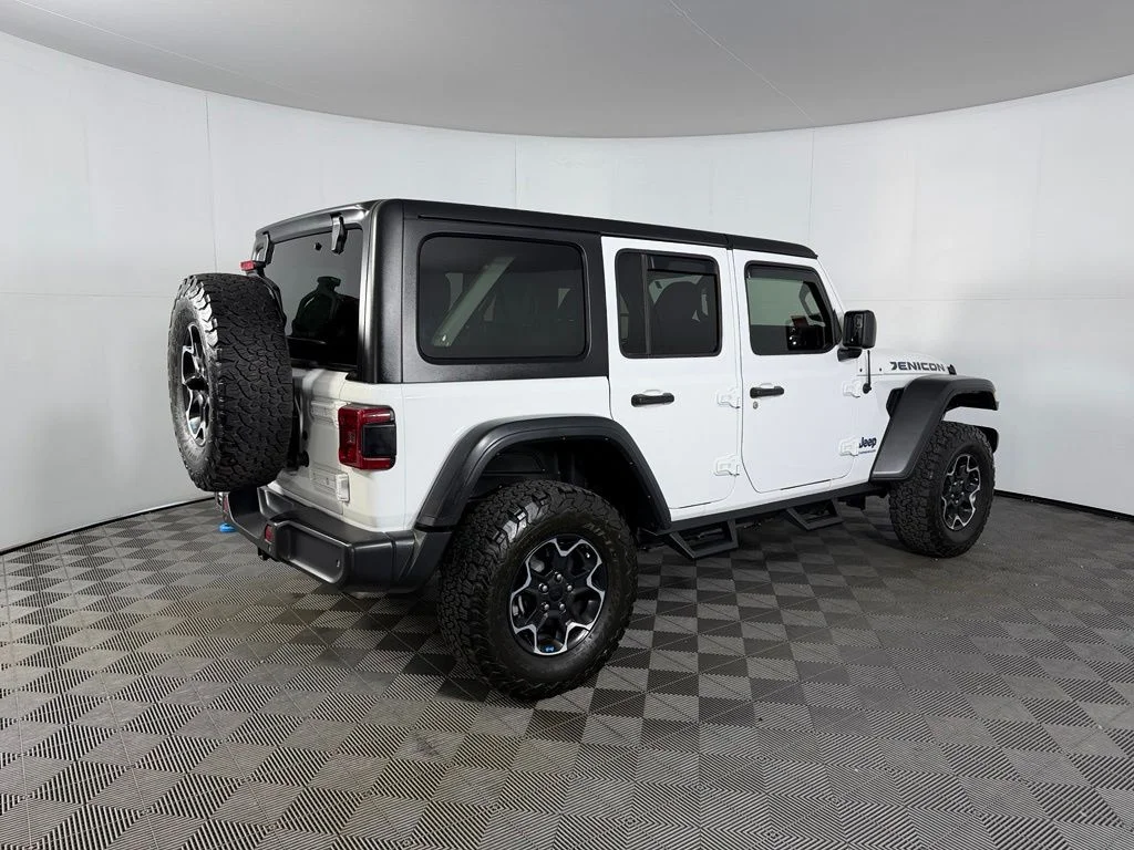 Used 2023 White Jeep Rubicon 4xe image 6