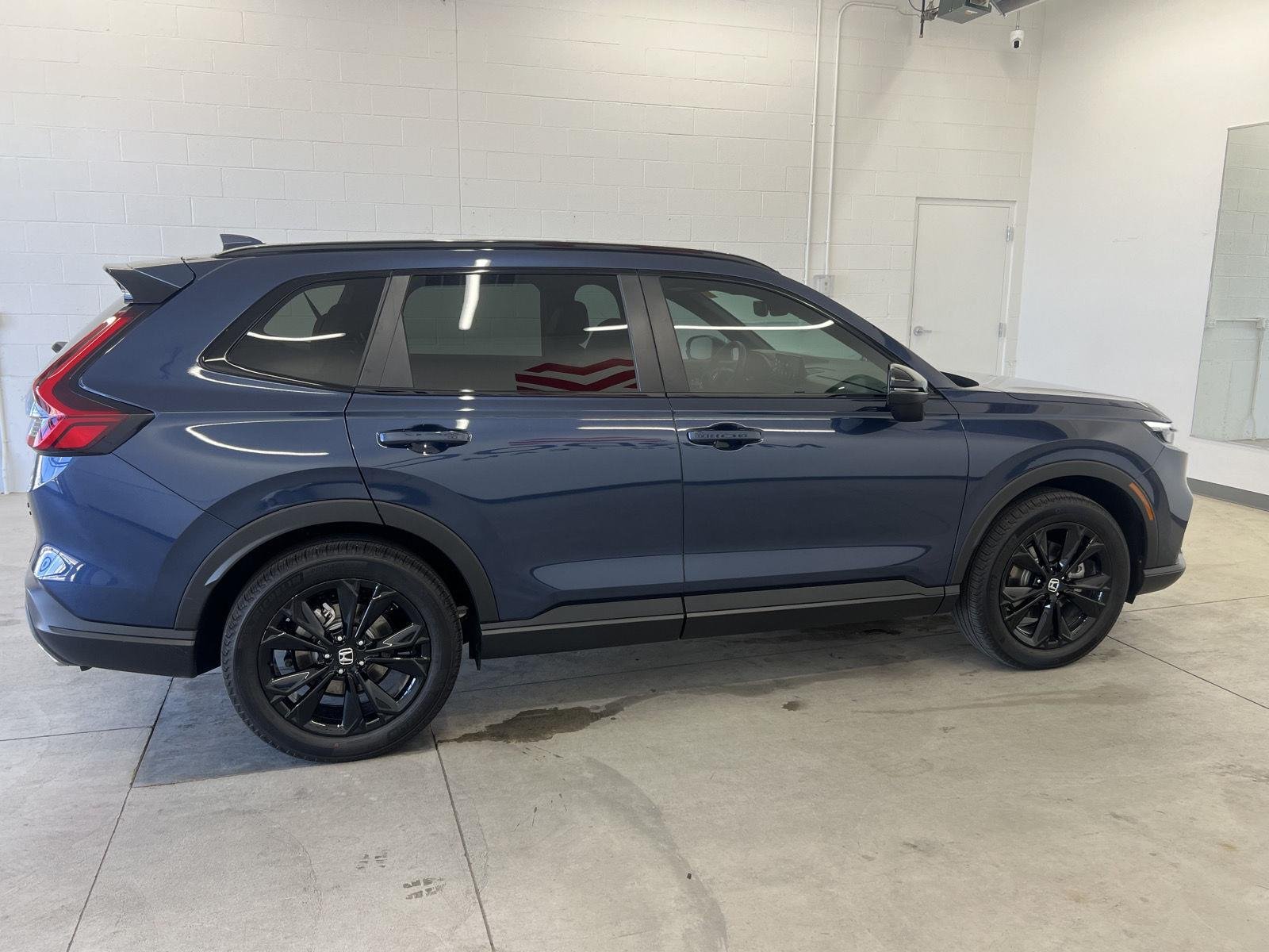 2026 Honda CR-V Sport Touring - Photo 12