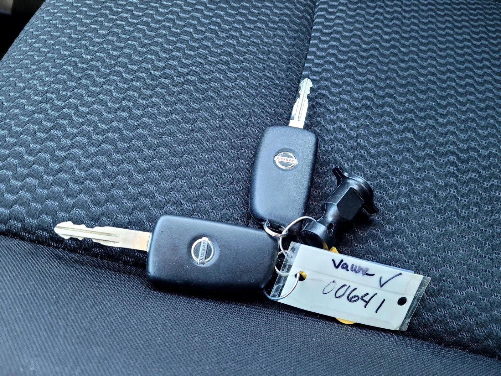 Used 2019 Gun Metallic Nissan S image 34