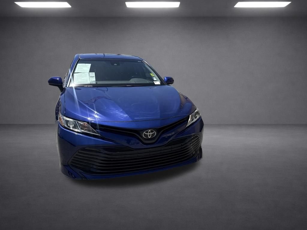 Used 2018 Blue Toyota LE image 7