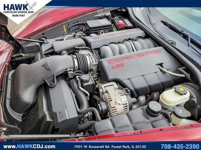 Used 2009 Red Chevrolet w/1LT image 24