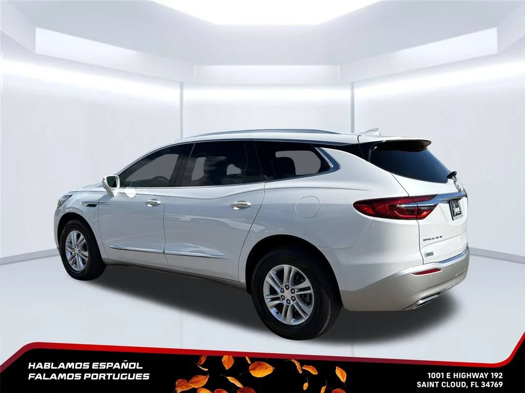 Used 2020 Includes Satin Nickel lower exterior accent color.) Buick Essence image 4