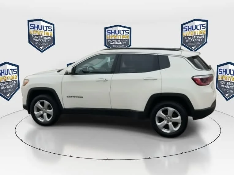Used 2020 White Clearcoat Jeep Latitude image 6
