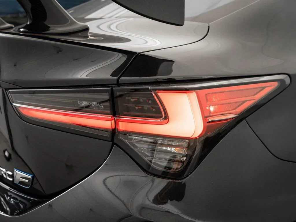 2024 Lexus RC F - Photo 15