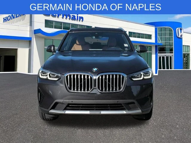 Used 2022 Dark Graphite BMW xDrive30i image 10