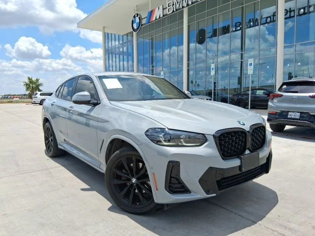 2025 BMW X4 xDrive30i's photo