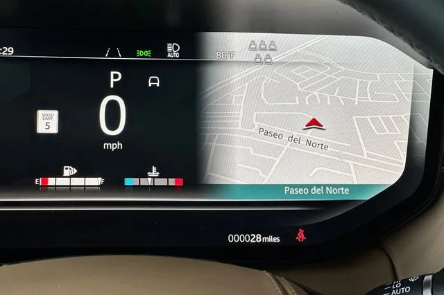 New 2026 Fuji White Land Rover SE image 26