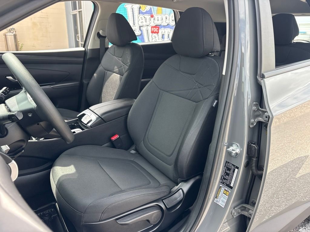 2025 Hyundai Tucson SE - Photo 9