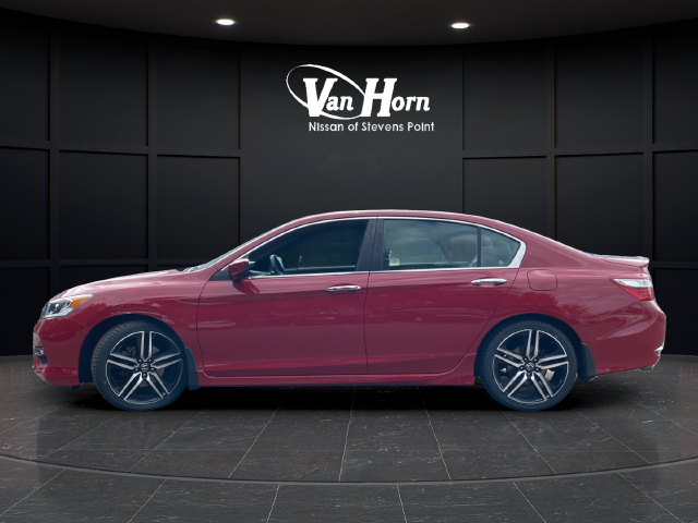 Used 2016 Red Honda Sport image 4