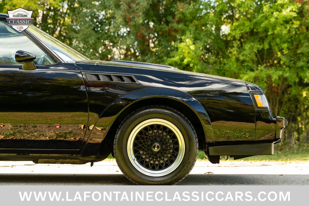 Used 1987 Black Buick GNX image 30