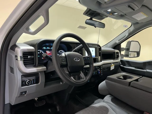 New 2026 Oxford White Ford F-350® XL image 9