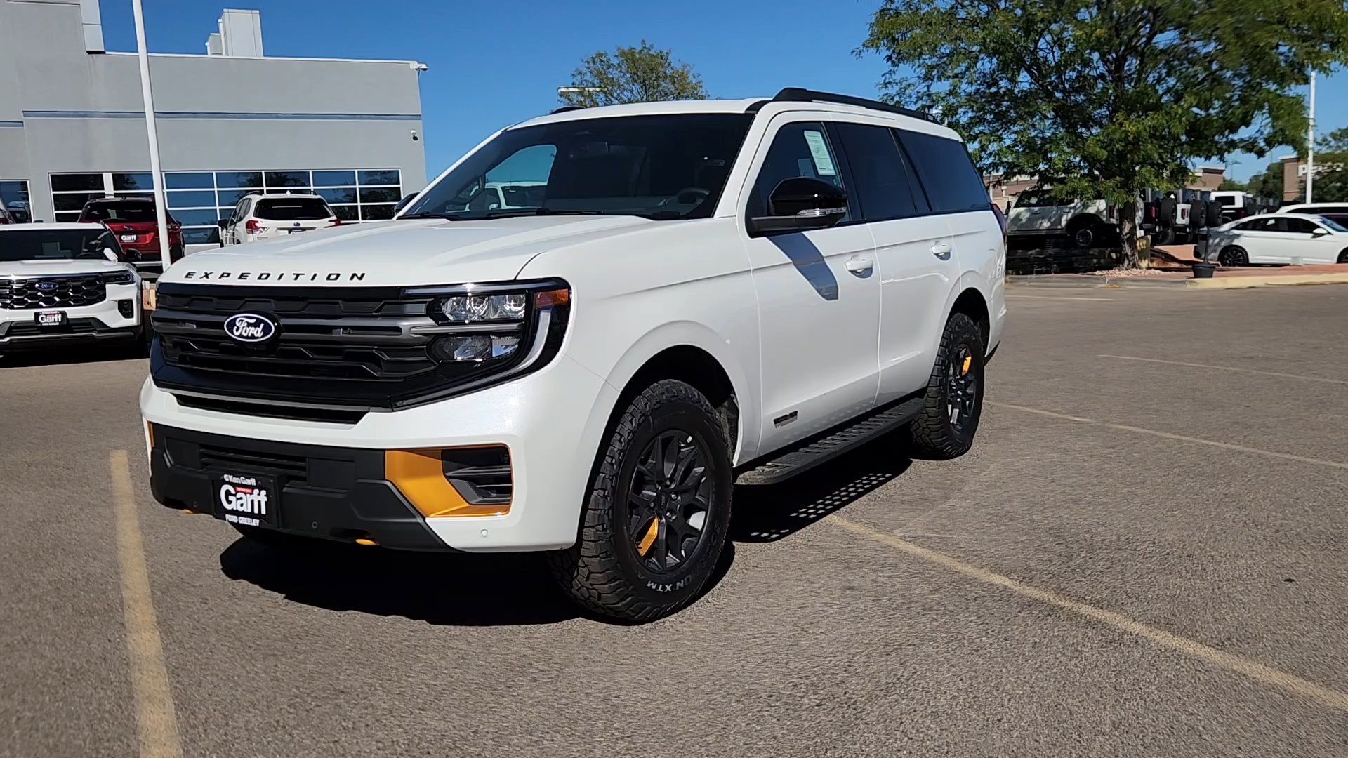 New 2027 Star White Metallic Tri-Coat Ford Tremor image 2