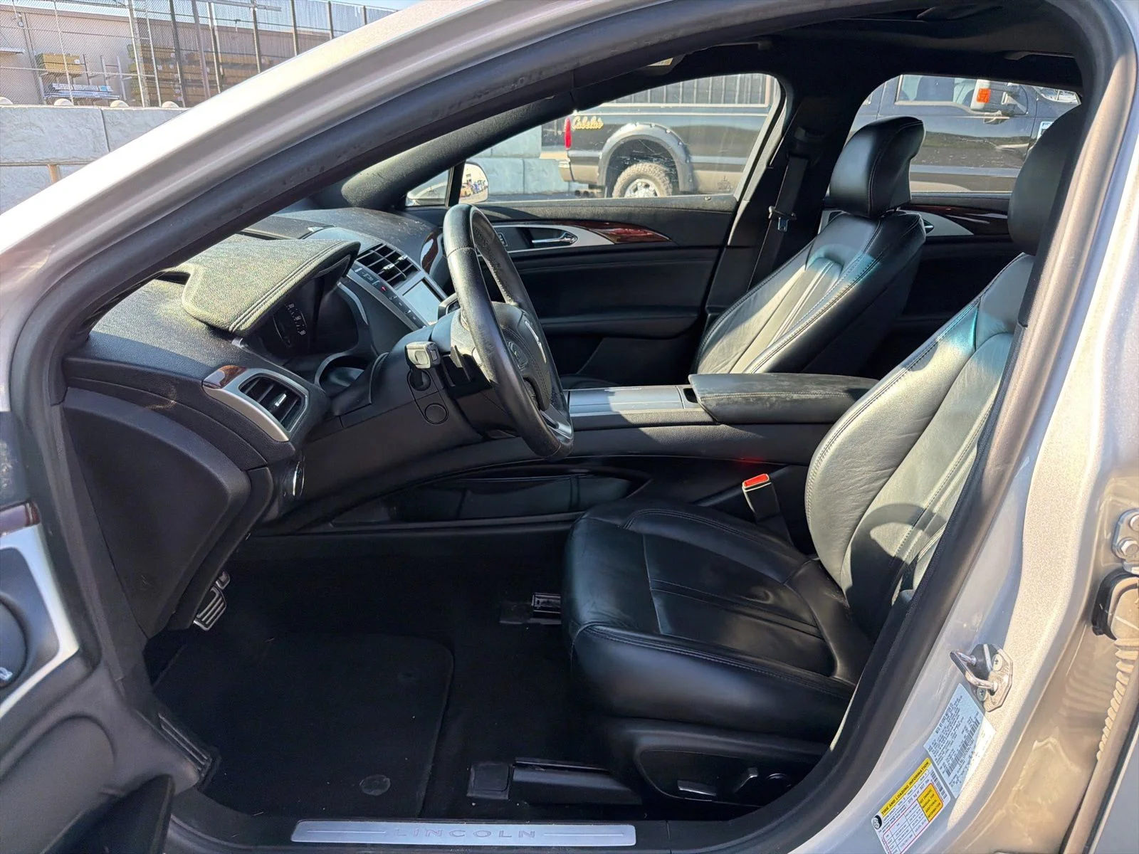 Used 2019 Ingot Silver Lincoln Reserve image 10