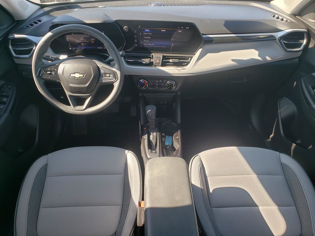 Used 2024 Summit White Chevrolet LS image 22