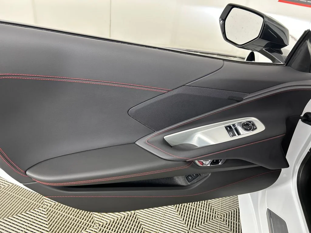 Used 2025 White Chevrolet Stingray image 12