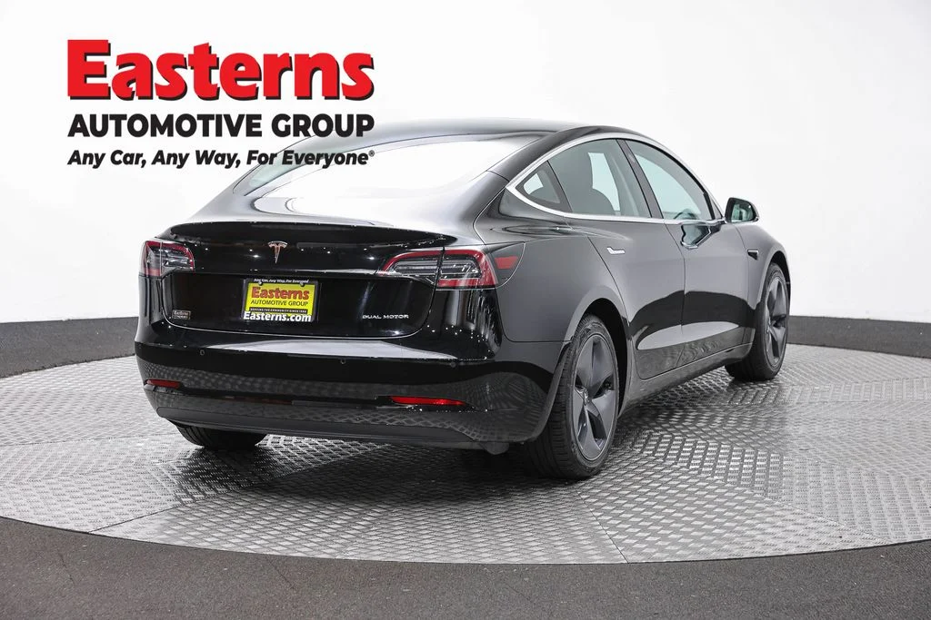 Used 2018 Black Tesla Long Range image 5
