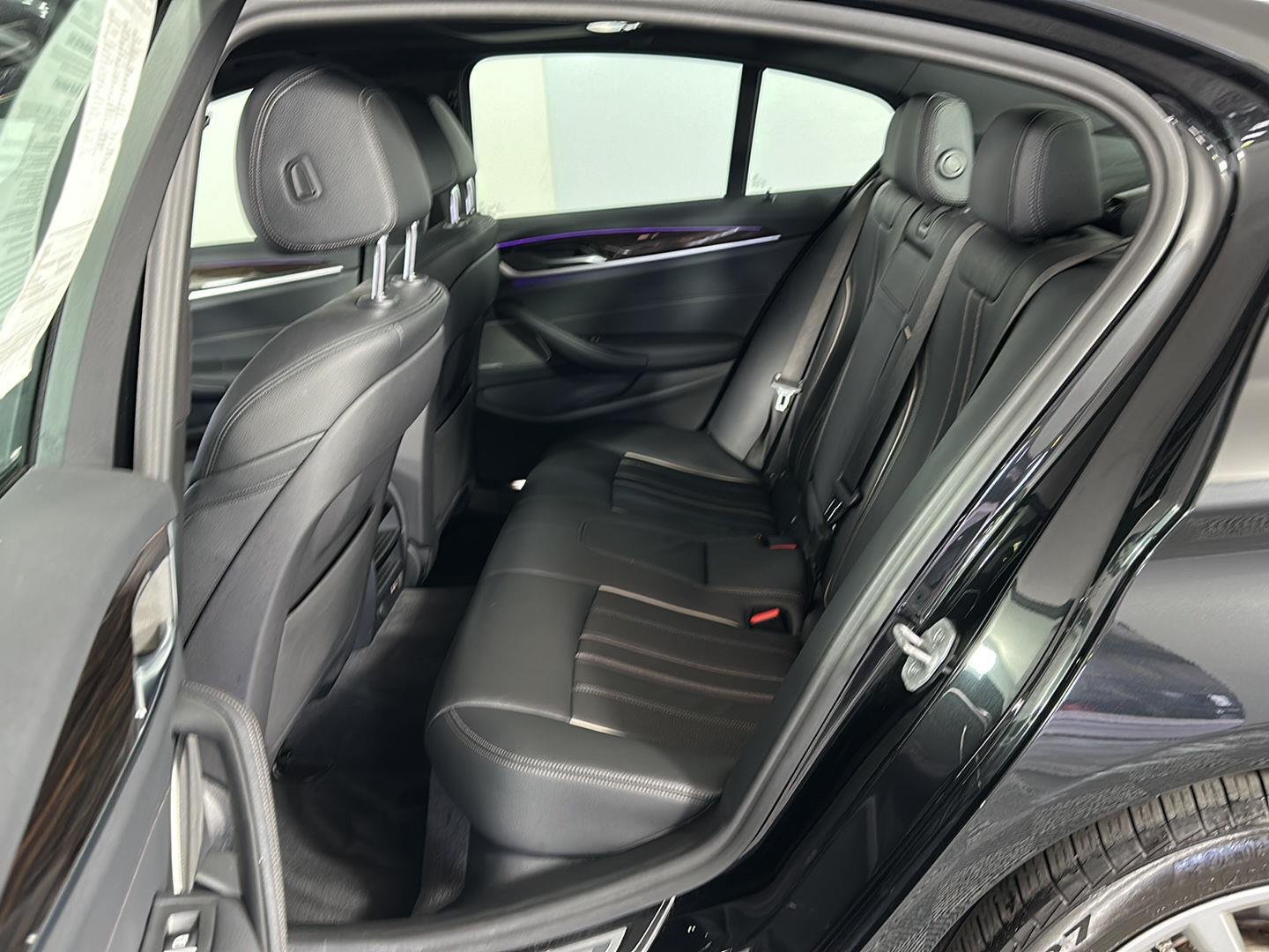 Used 2023 Black Sapphire Metallic BMW 530i xDrive image 21