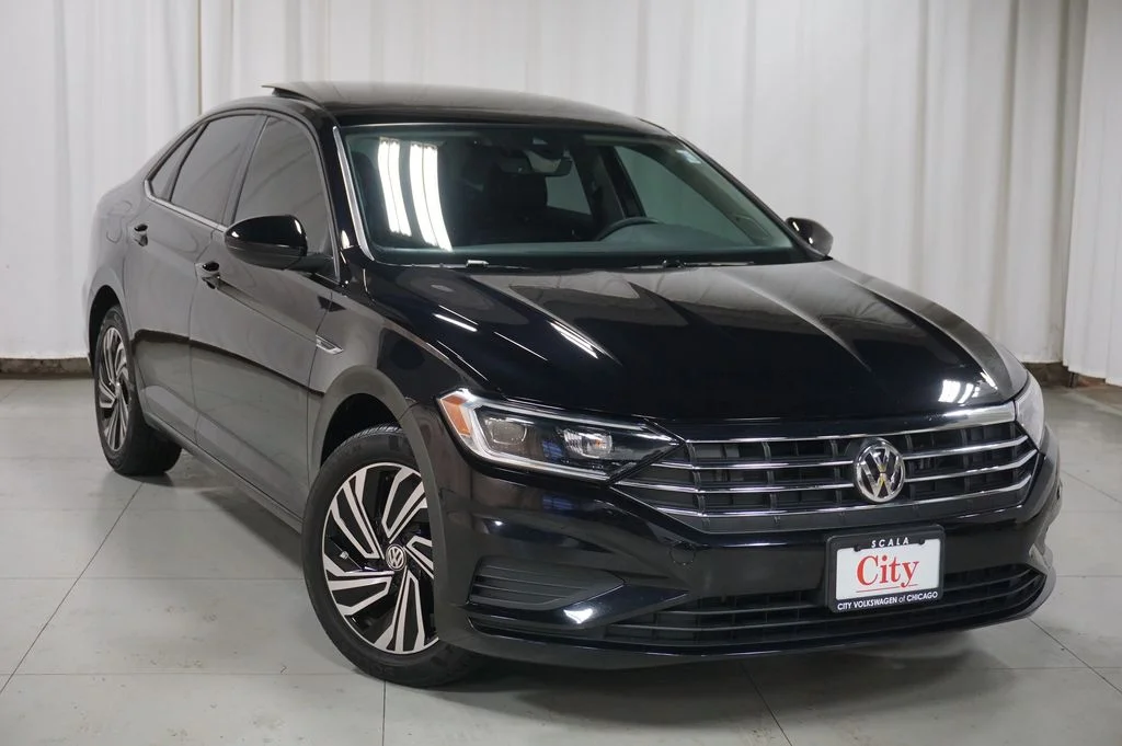 Certified Used 2020 Deep Black Pearl Volkswagen SEL image 7