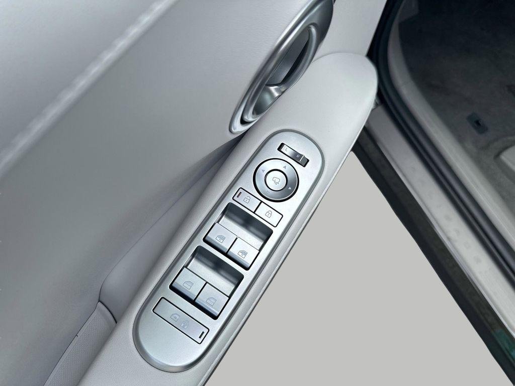 New 2026 Titan Green Hyundai Limited FWD image 15