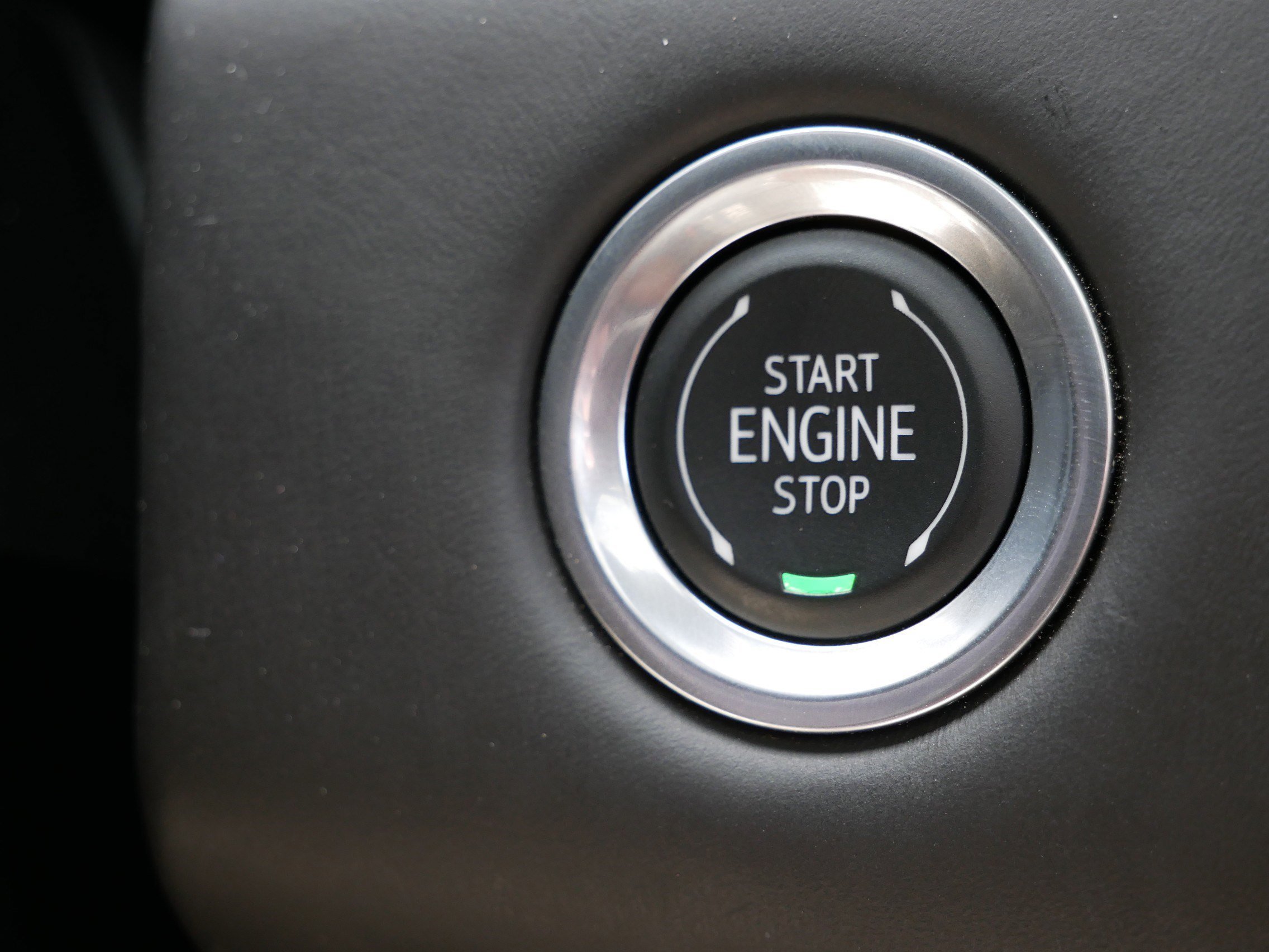 2024 GMC Yukon Denali Ultimate - Photo 32