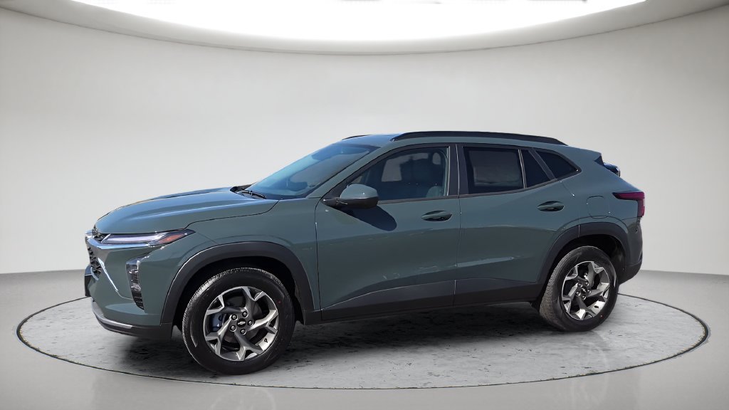 2026 Chevrolet Trax LT - Photo 12