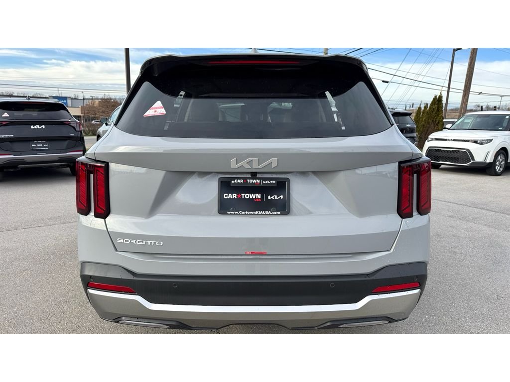 New 2026 Wolf Gray Kia S image 25