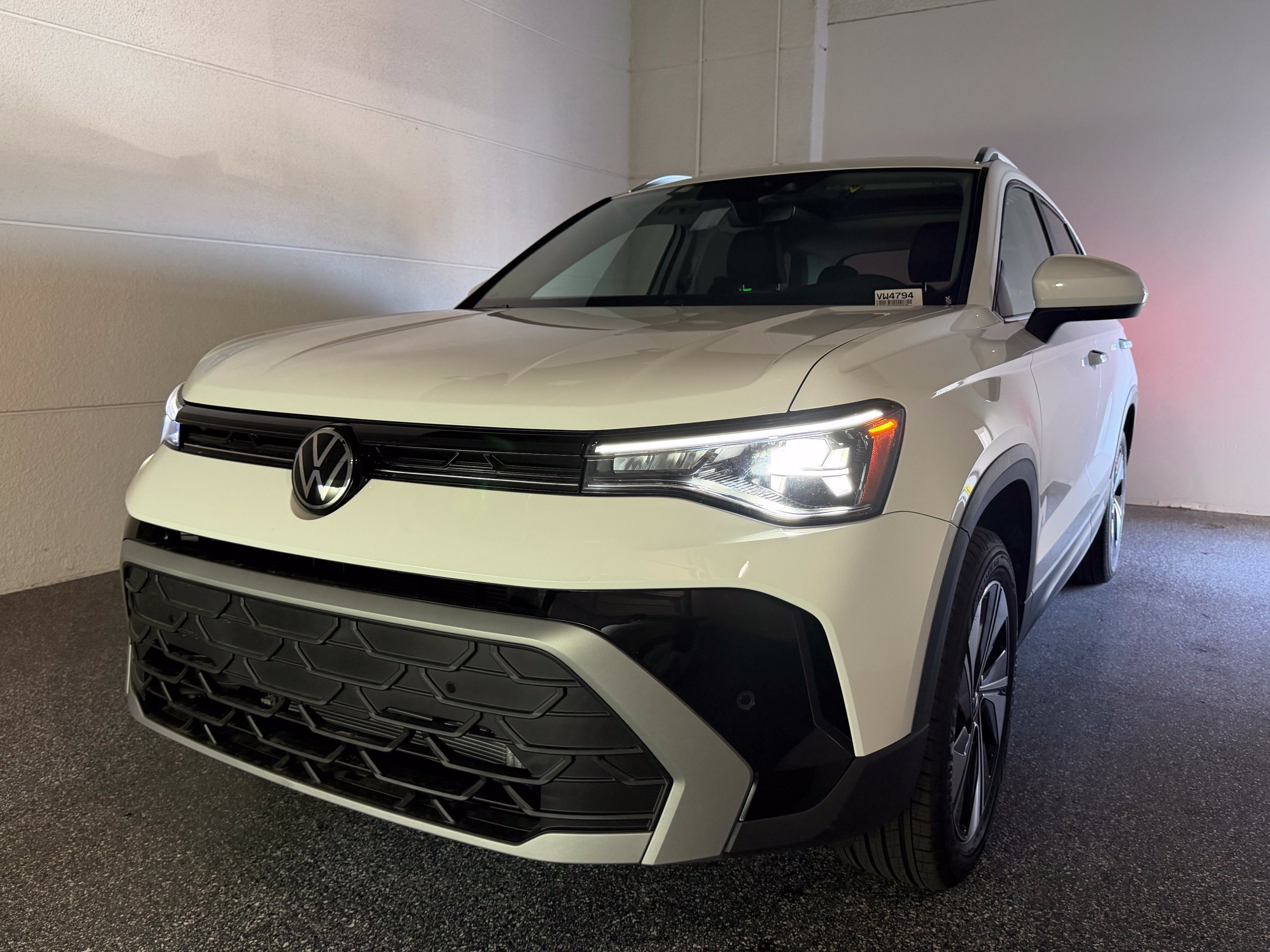New 2026 White Volkswagen 1.5T SE image 46