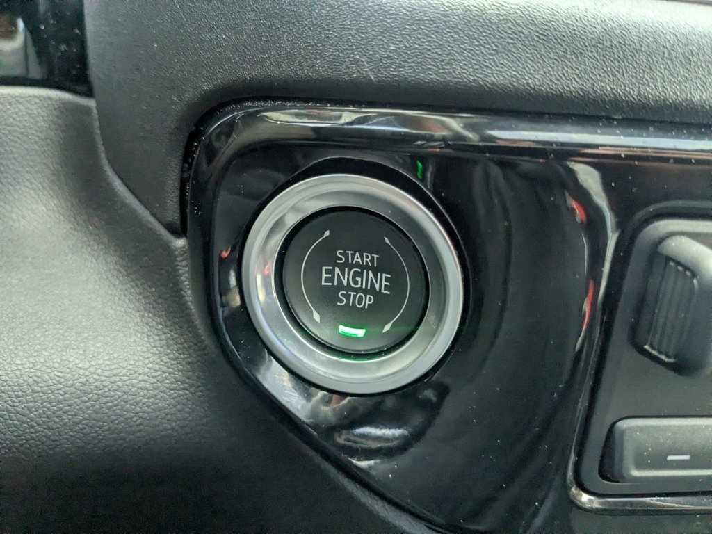 Used 2025 Black Chevrolet ZR2 image 19
