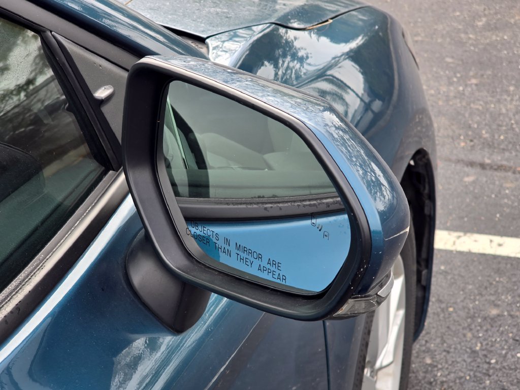Used 2025  Toyota LE image 19