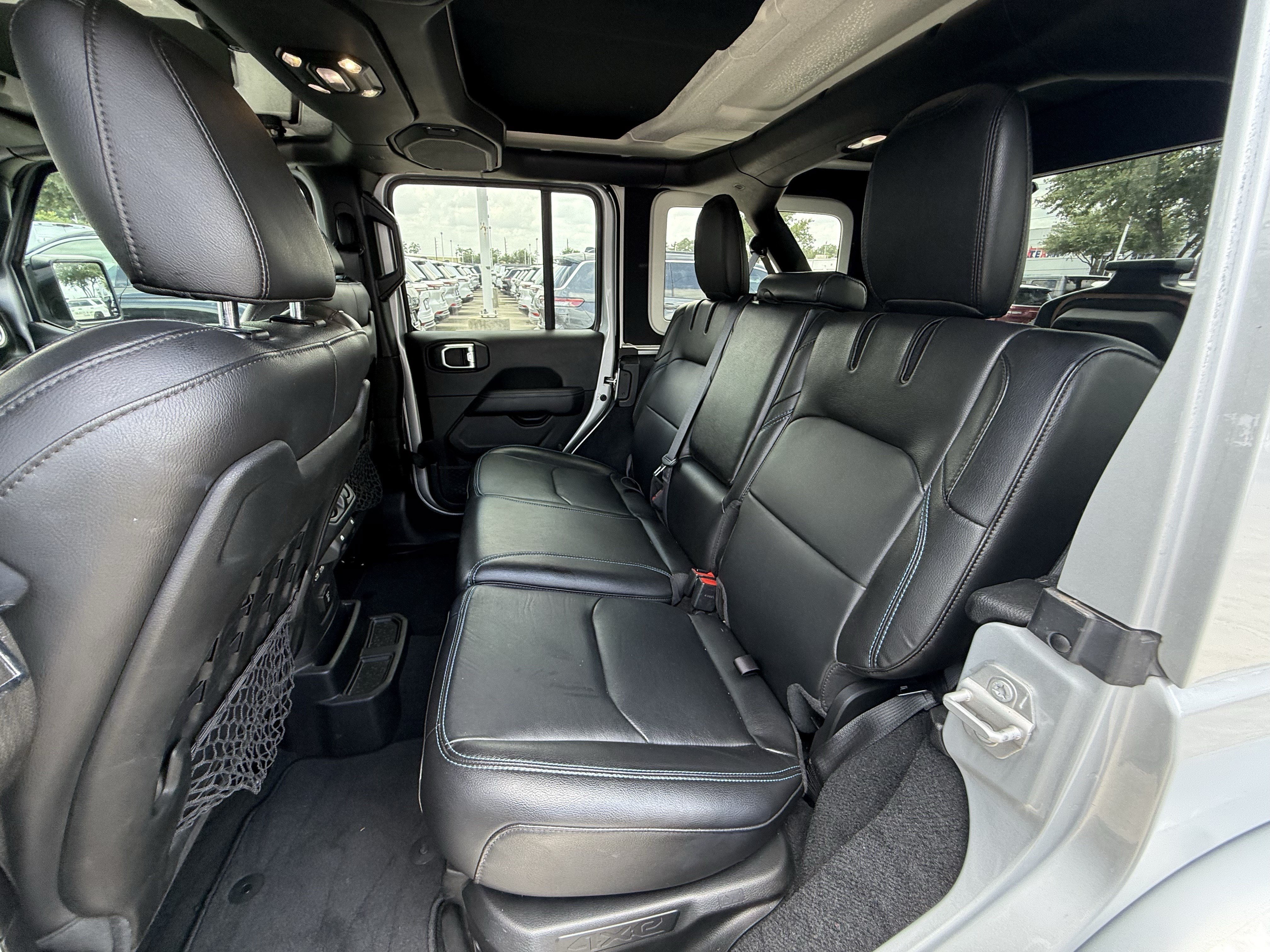 Used 2023 Silver Zynith Clearcoat Jeep  image 28