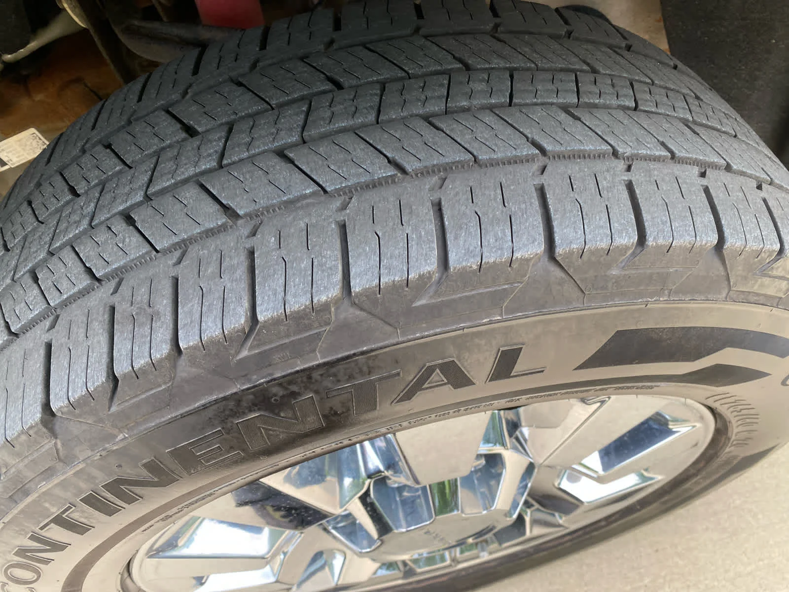 Used 2018 ONYX BLACK GMC Denali image 32