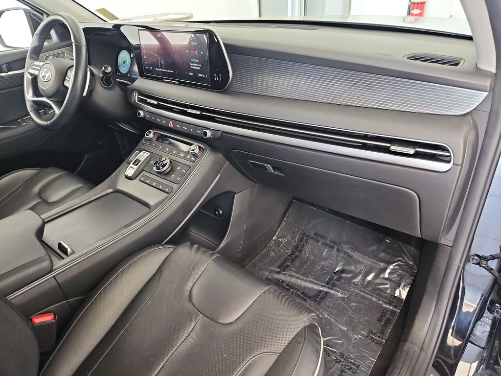 Used 2023 Abyss Black Pearl Hyundai Limited image 29