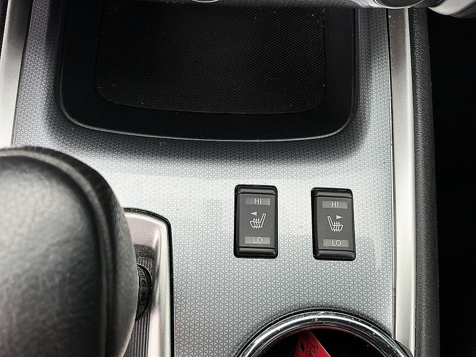 Used 2020 Magnetic Black Pearl Nissan SL image 20