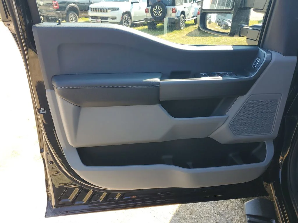 2026 Ford F-250 Super Duty XL - Photo 6
