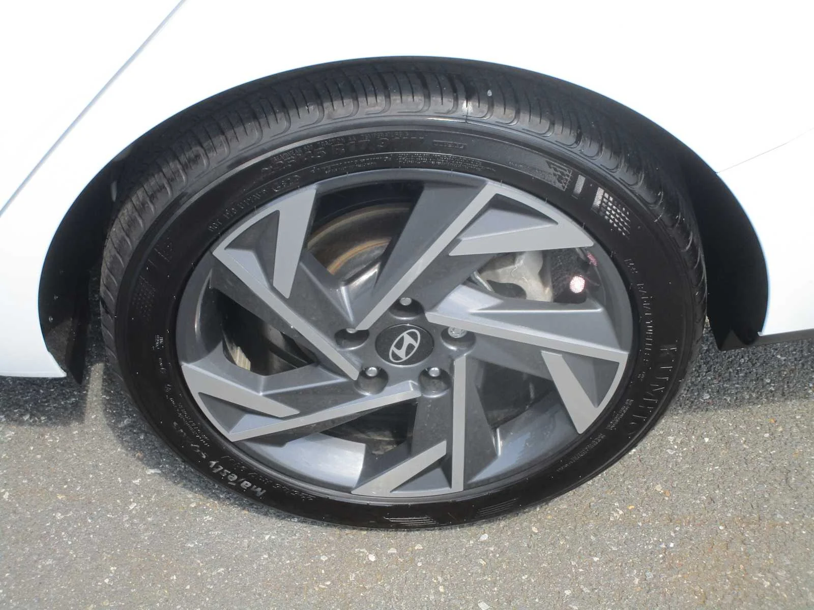Used 2025 Serenity White Hyundai SEL Sport image 7