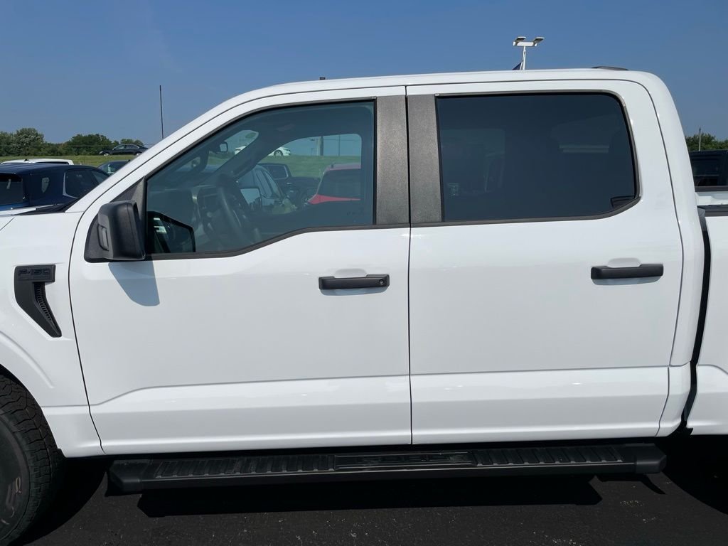 2025 Ford F-150 STX - Photo 28