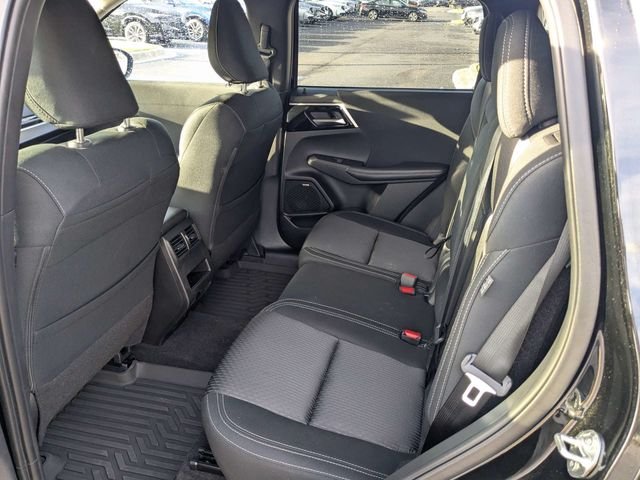 Used 2025  Mitsubishi ES image 14