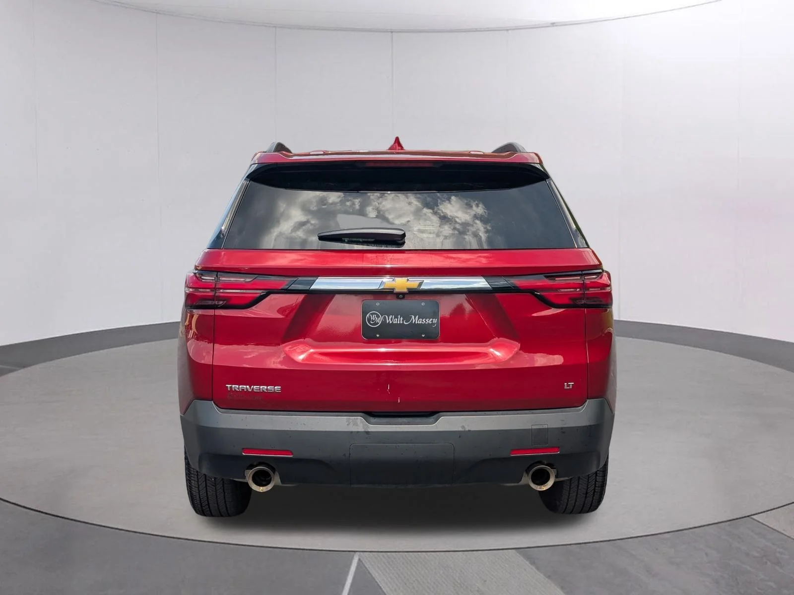 Used 2023 Radiant Red Tintcoat Chevrolet LT Cloth image 4