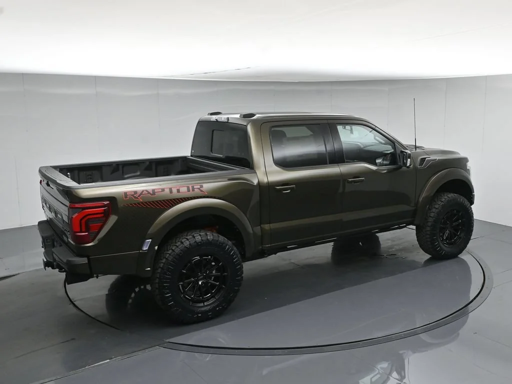 New 2026 Shelter Green Ford Raptor image 43
