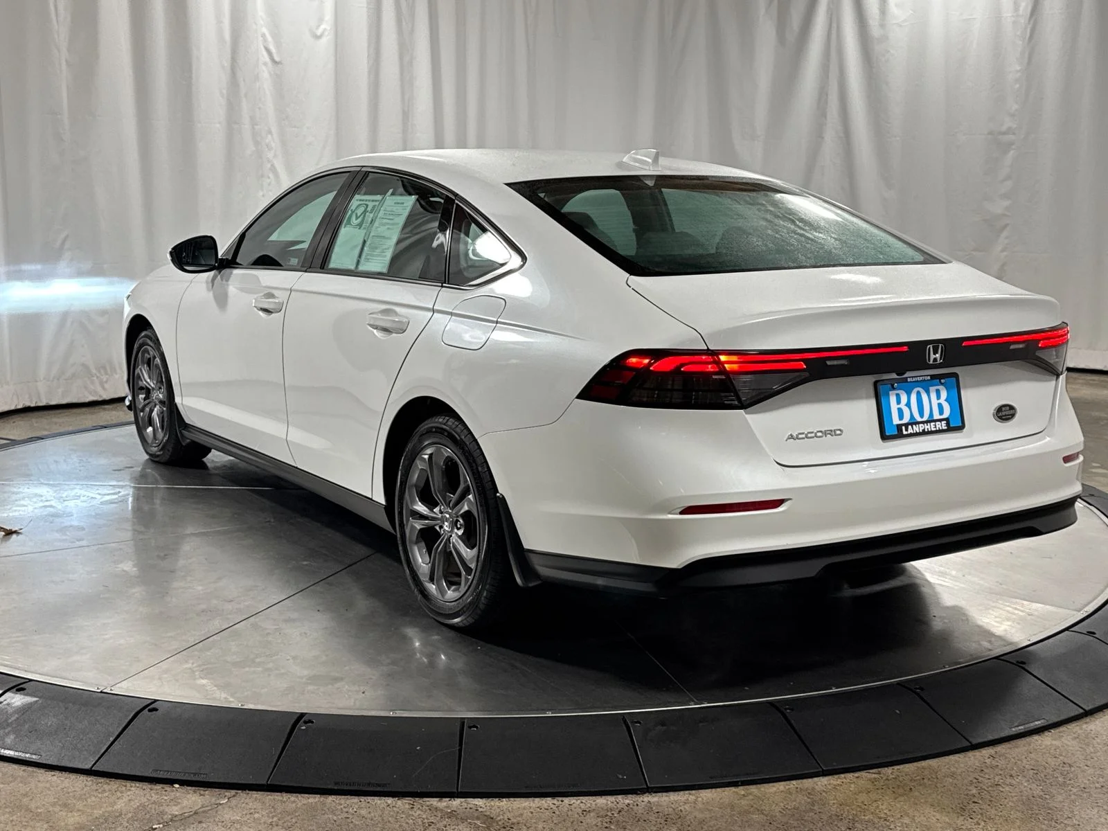 2024 Honda Accord EX - Photo 7